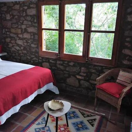 Hostal La Vall Sant Pau de Seguries Exteriör bild